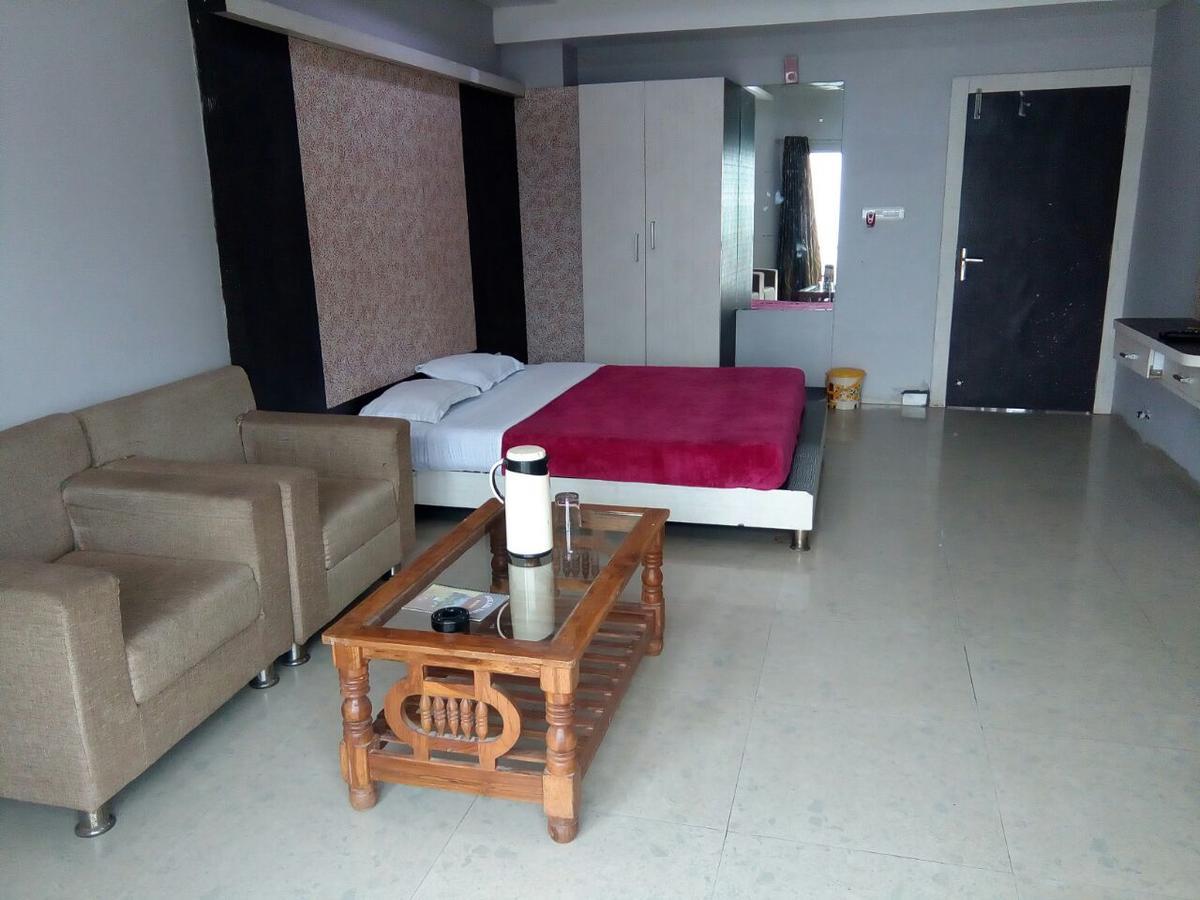 Hotel Jahaj Mahal Māndu Zewnętrze zdjęcie